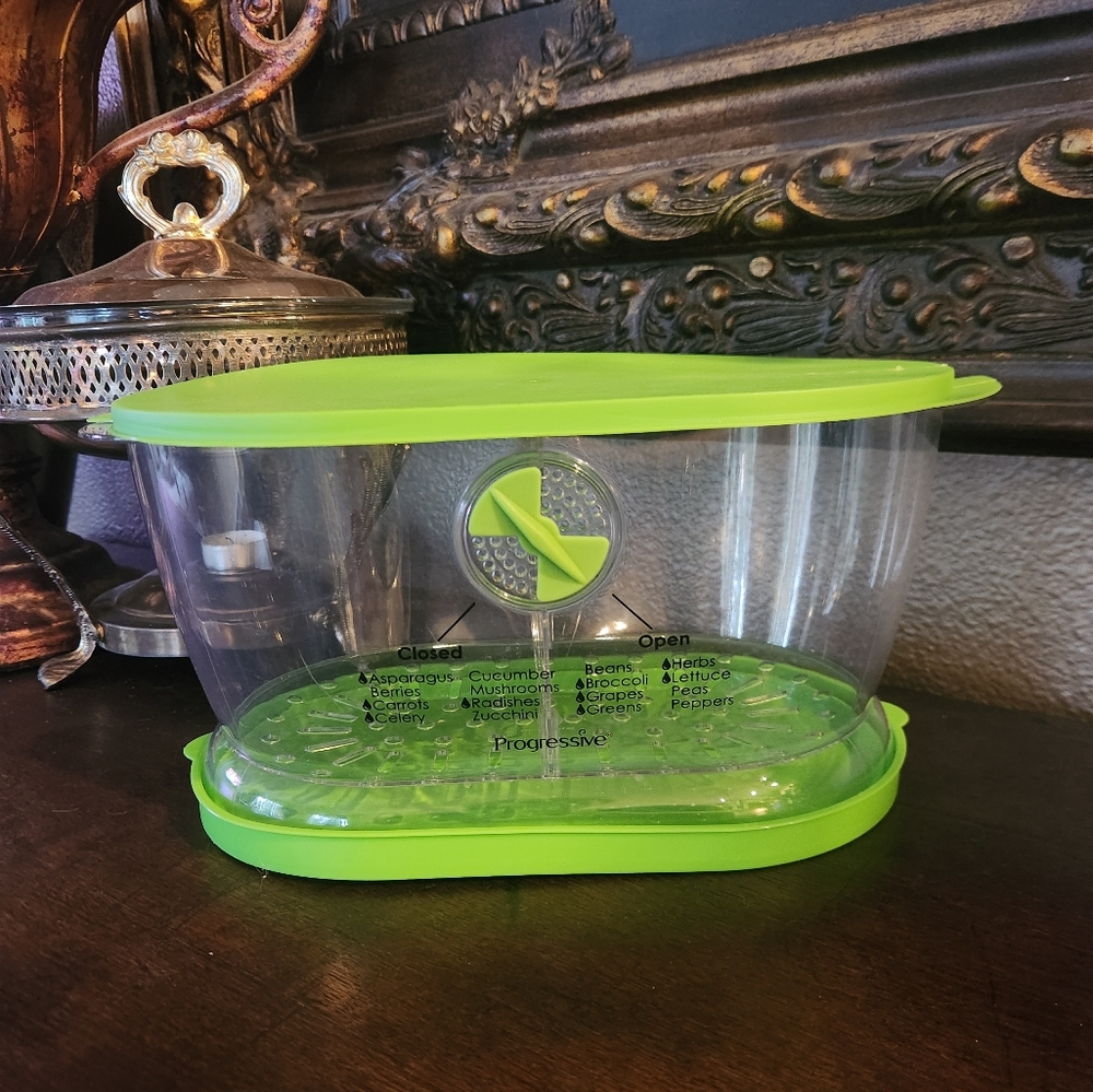 Progressive Vege Moisture Container